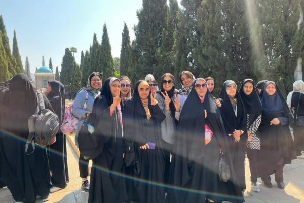 بازدید از آرامگاه سعدی